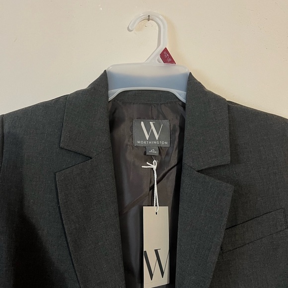Brand New Worthington Gray Blazer - Picture 6 of 6